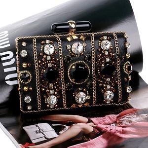 Classy exclusive clutch